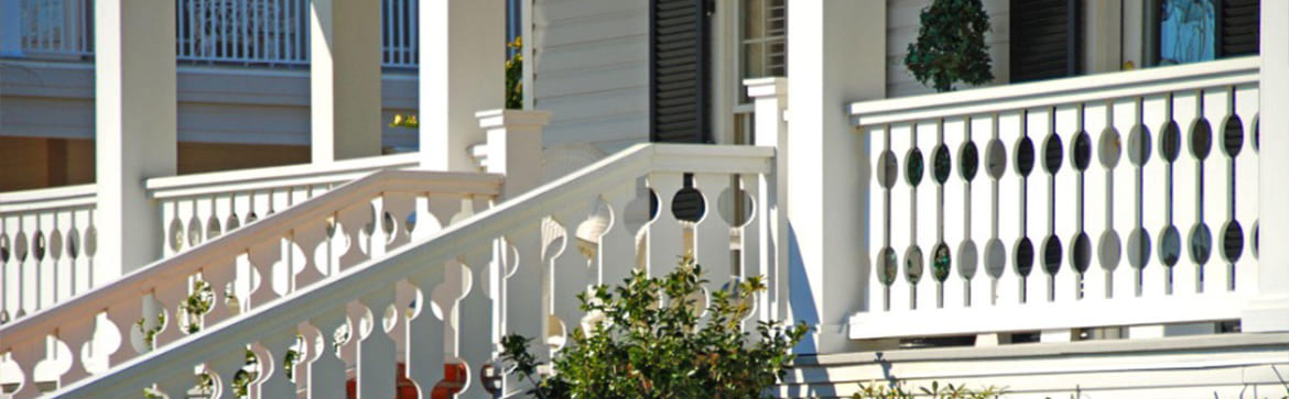 5 Ways Porch Fencing Can Give Your Property A New Look