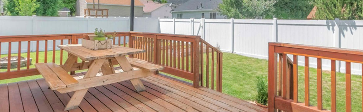 Our Top Budget-Friendly Deck Fence Ideas For 2024